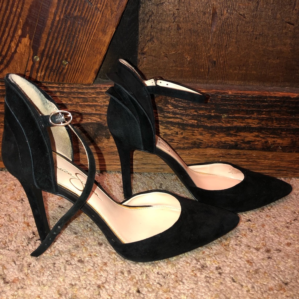 Jessica Simpson black heels